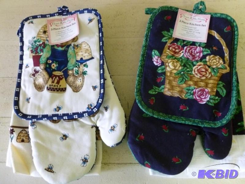 lot 256 image: Lot of two Heart Of The Home 3 piec...