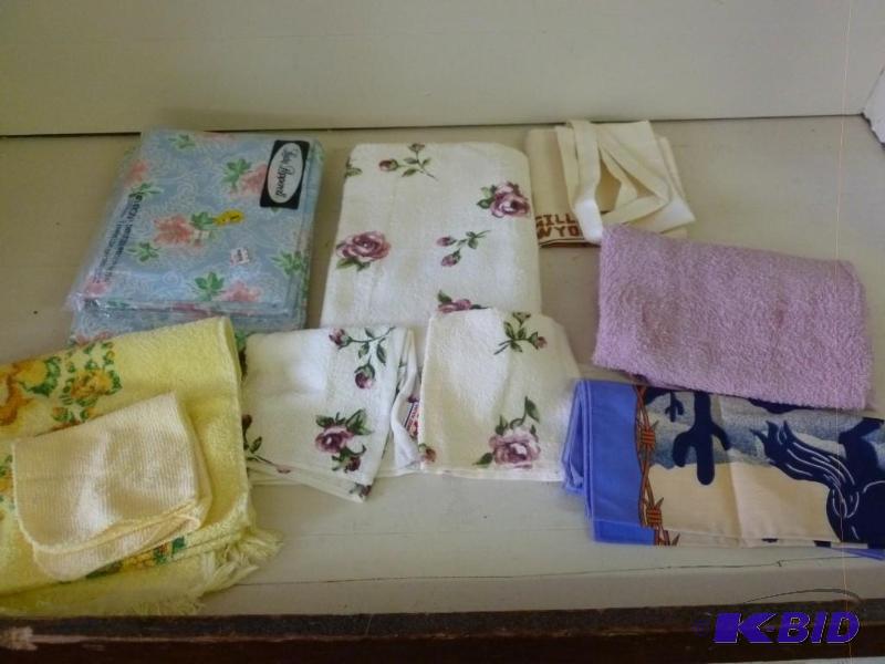 lot 259 image: Lot of two Lady Pepperelli twin fit...