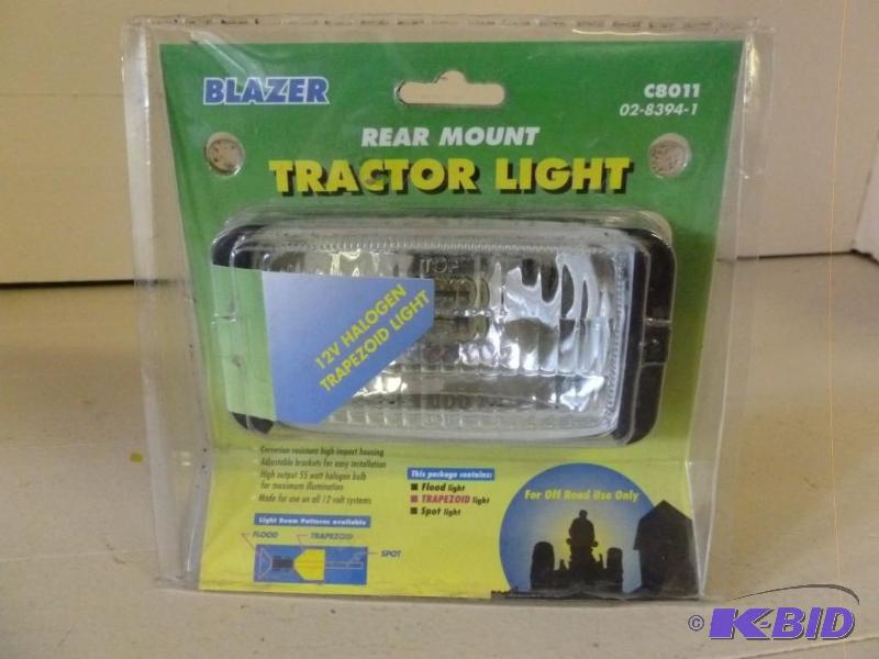 lot 266 image: Blazer rear mount tractor light kit...