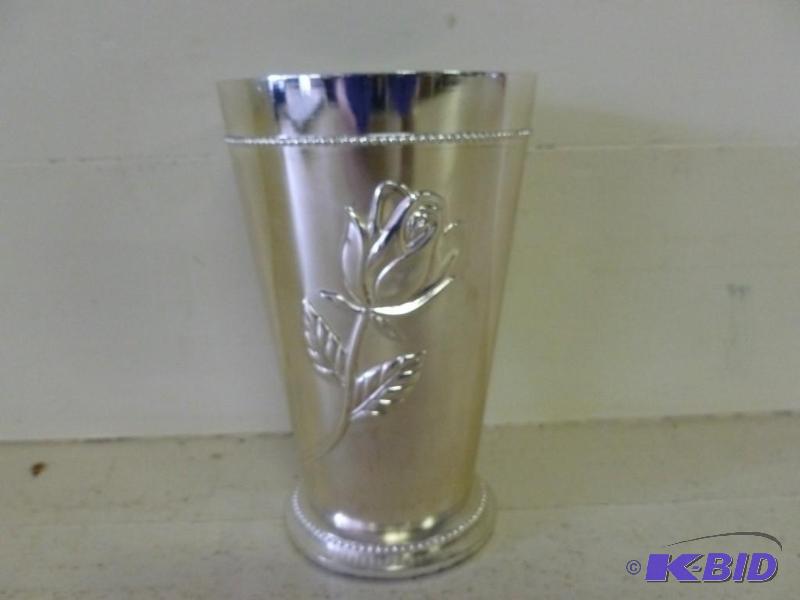lot 79 image: Large silver plate cup that measure...