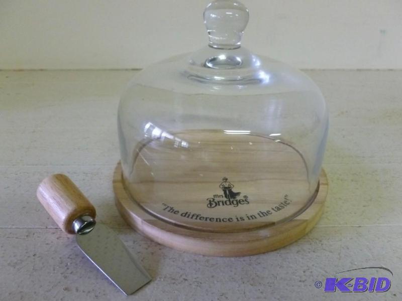 lot 88 image: Mrs. Bridges cheese ball saver that...