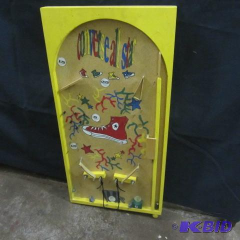 lot 125 image: Pinball Game
