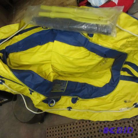 lot 126 image: Inflatable Raft
