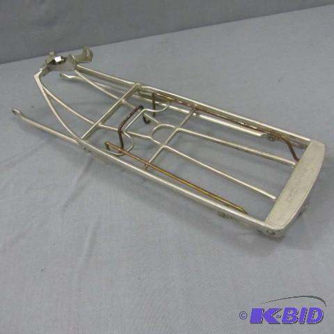 lot 135 image: Schwinn Bicycle Rack