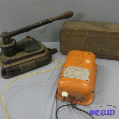 lot 143 image: Fencer, Toolbox, Punch