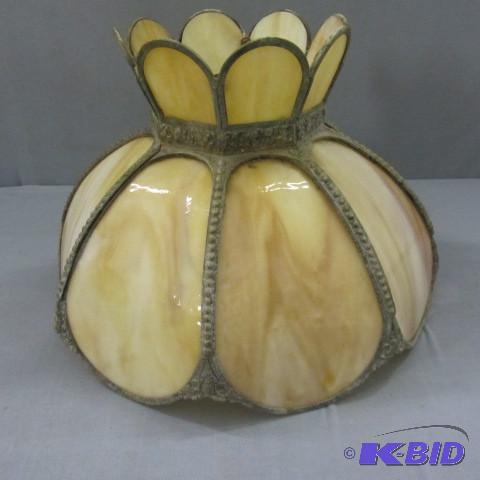 lot 51 image: Slag Glass Lamp Shade