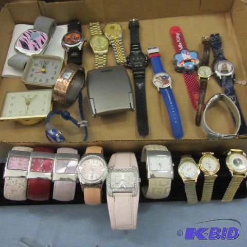 lot 66 image: Watches