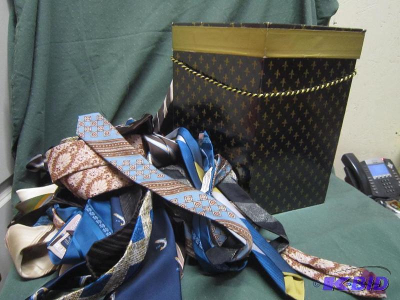 Hat Box