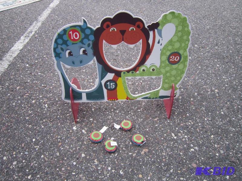 Bean Bag toss