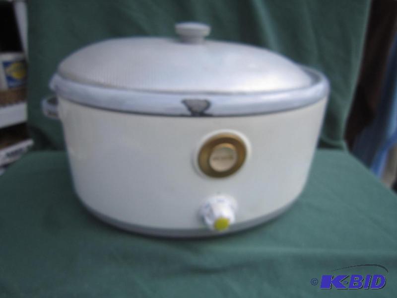 Nesco cooker