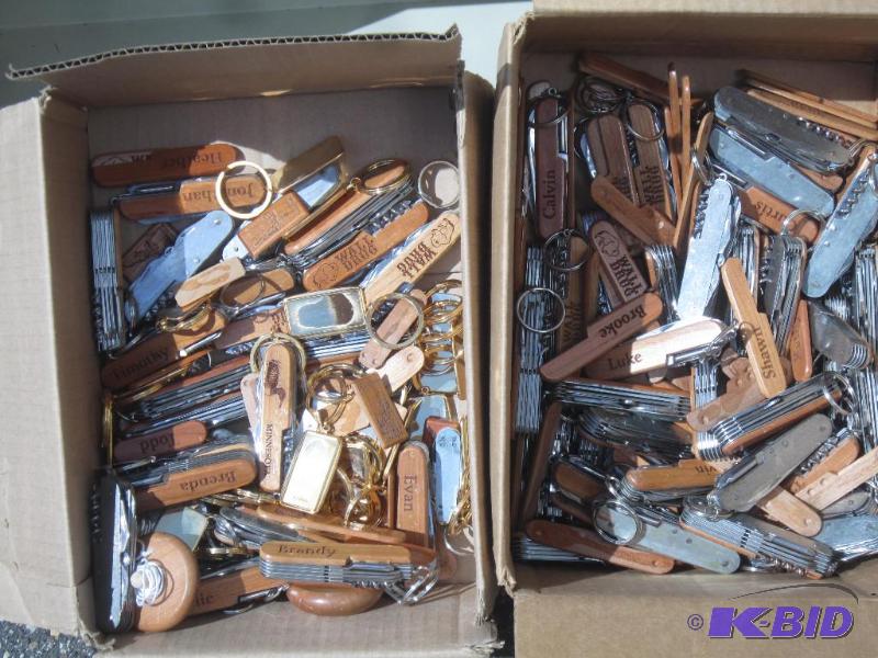 Large lot of Pocket Knives