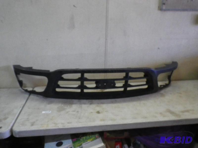 grill header panel F-150expedition...