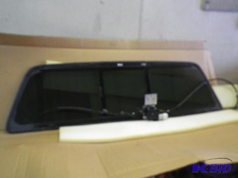 08 Superduty power rear sliding win...