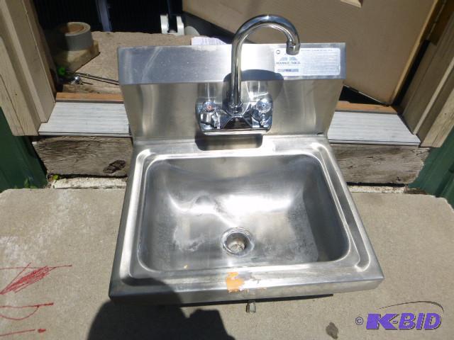 lot 23 image: Stainless Steel Hand Wash Station N...
