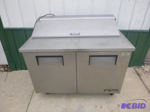 lot 6 image: True Prep Table Refrigerator Model ...