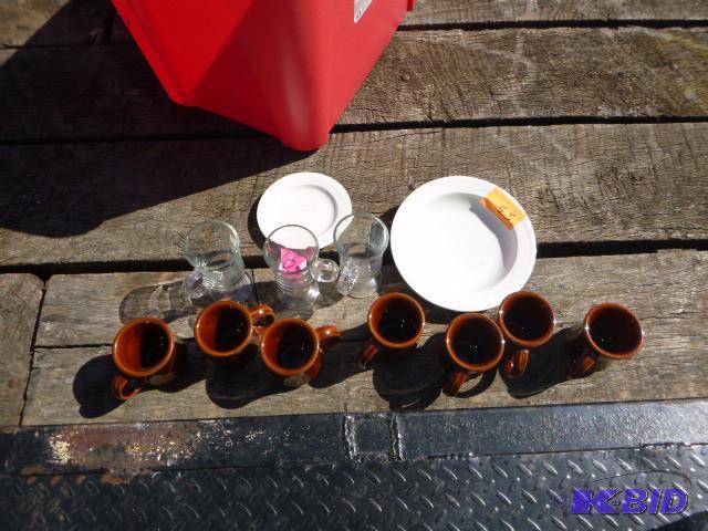 lot 70 image: Miscellaneous Coffee Cups...