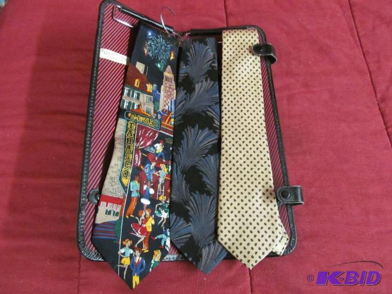 Tie Case