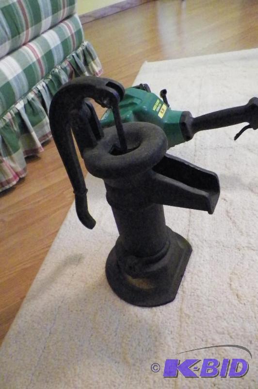 lot 34 image: Iron Water Pump