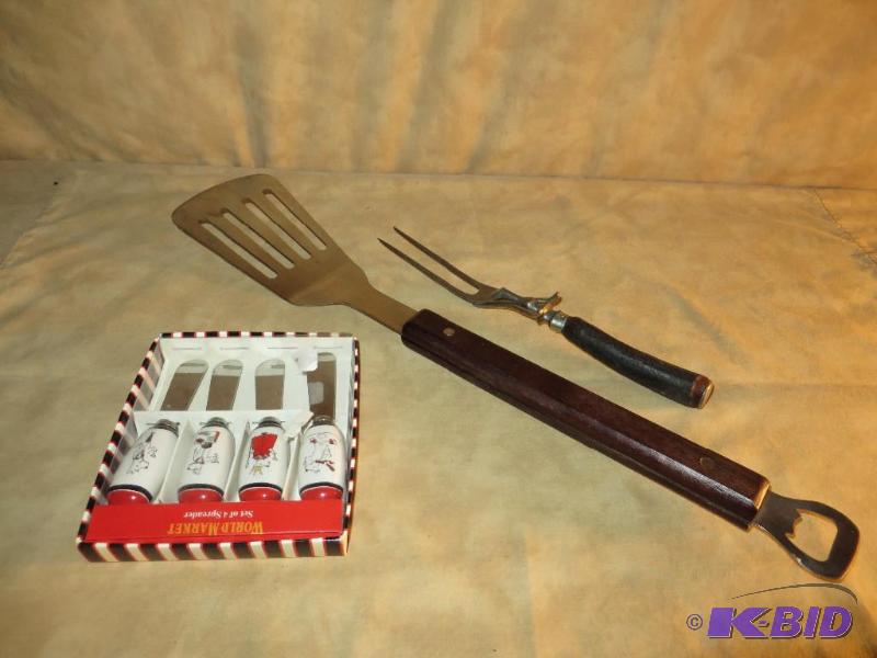 lot 100 image: 4 Ceramic Spreaders, Vintage Fork (Antler Bone), Large Spatula w Bottle Opener
