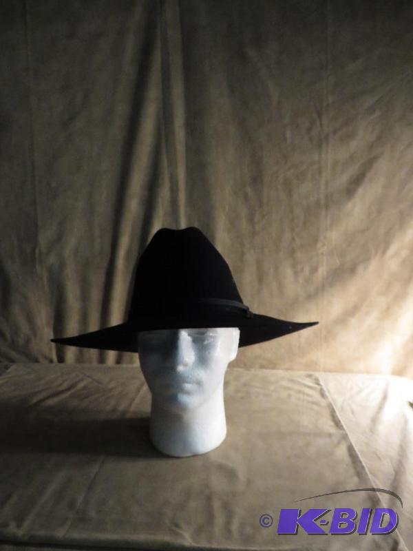 lot 20 image: Brand NEW Cowboy Hat - size 7  EDDY BROS.