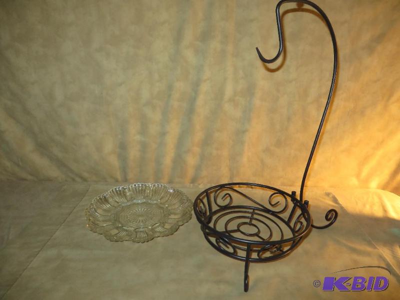 lot 38 image: Banana HangerFruit Bowl  -  Deviled Egg Plate