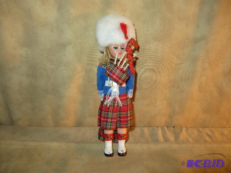 lot 74 image: Scotland Charm