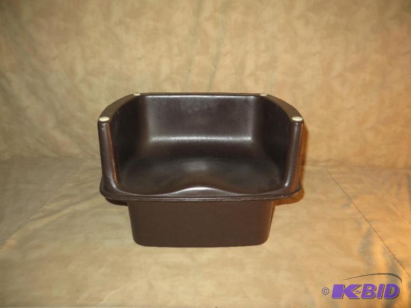 lot 88 image: Booster Seat