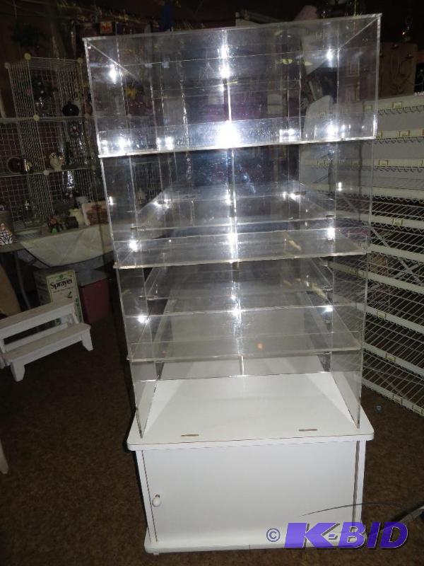 lot 91 image: Display Piece with Storage Underneath