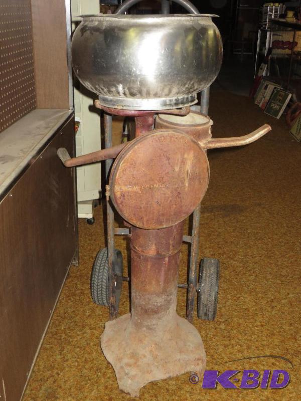 lot 94 image: ANTIQUE - HAND CRANK - McCormick Cream Separator