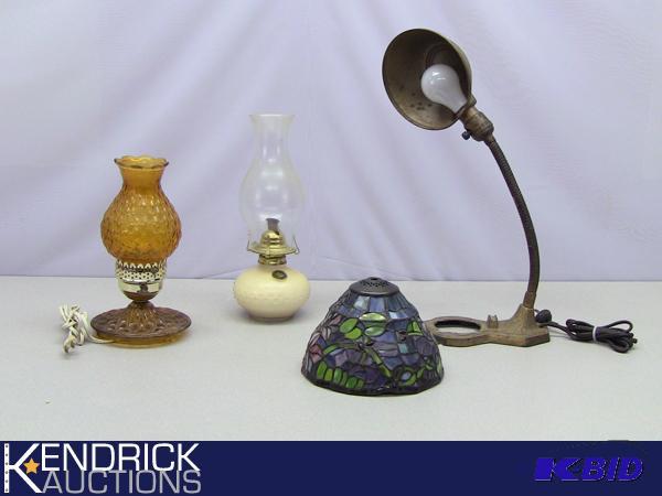 lot 132 image: Lot of Vintage Lamps, and Lamp Shade