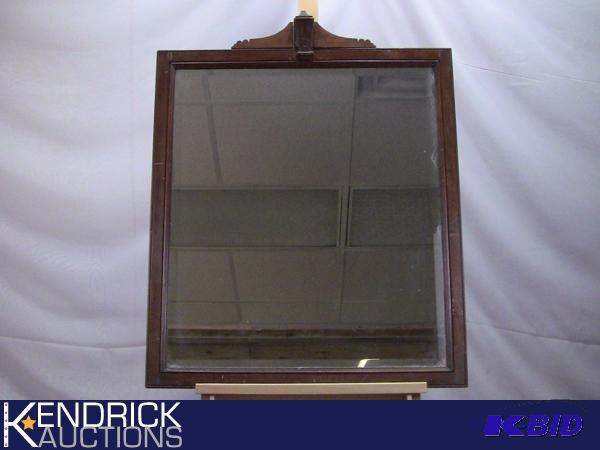 lot 31 image: Antique Wood Mirror