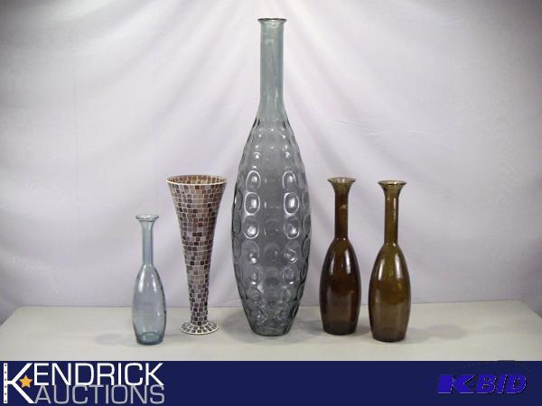 lot 37 image: Lot of Large Vases