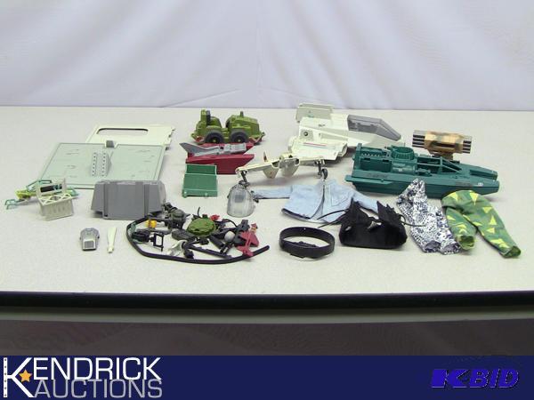 lot 54 image: Lot of Vintage G.I. Joe Accessories