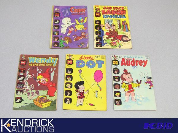 lot 65 image: Lot of 5 Collectible Vintage Harvey Comic Books