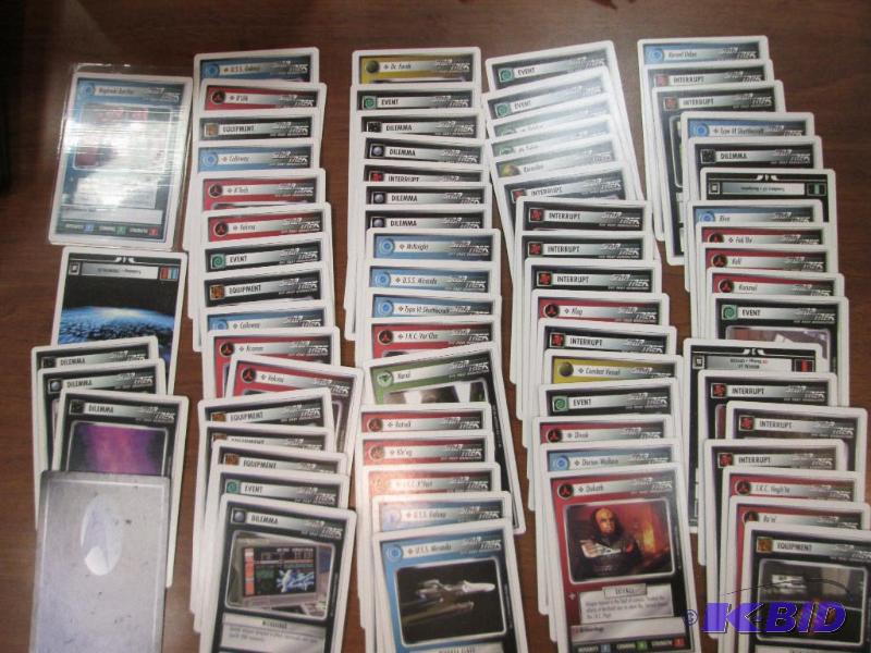 Lot of assorted Star Trek cards...
