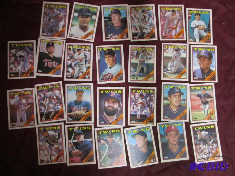 Lot of 1988 Topps Twins cards...