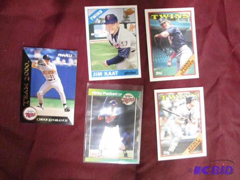 Lot of Twins cards...