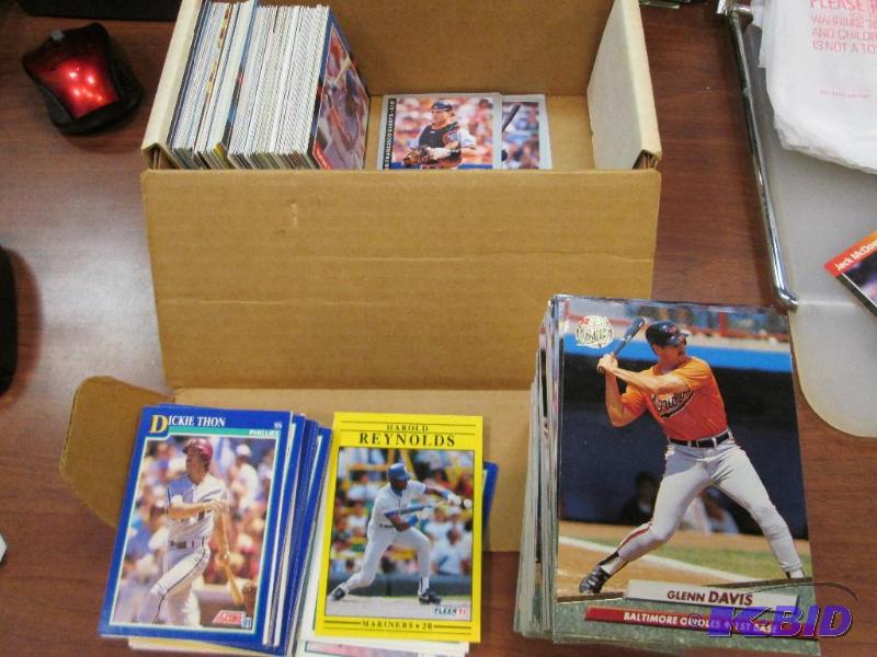 Lot of Fleet ultra, Score, Fleer, other cards...