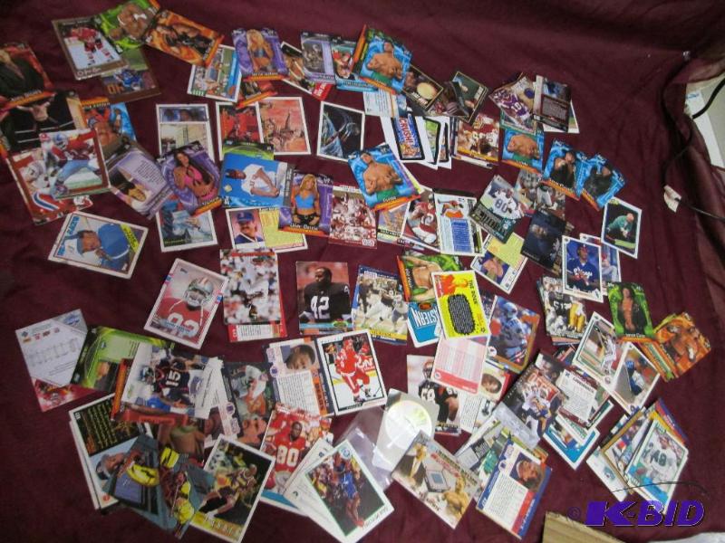 Lot of assorted sports and other cards...