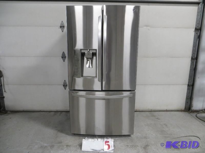 lot 5 image: LG LFX25991ST&nbspStainless Steel 24.6 cu. f...
