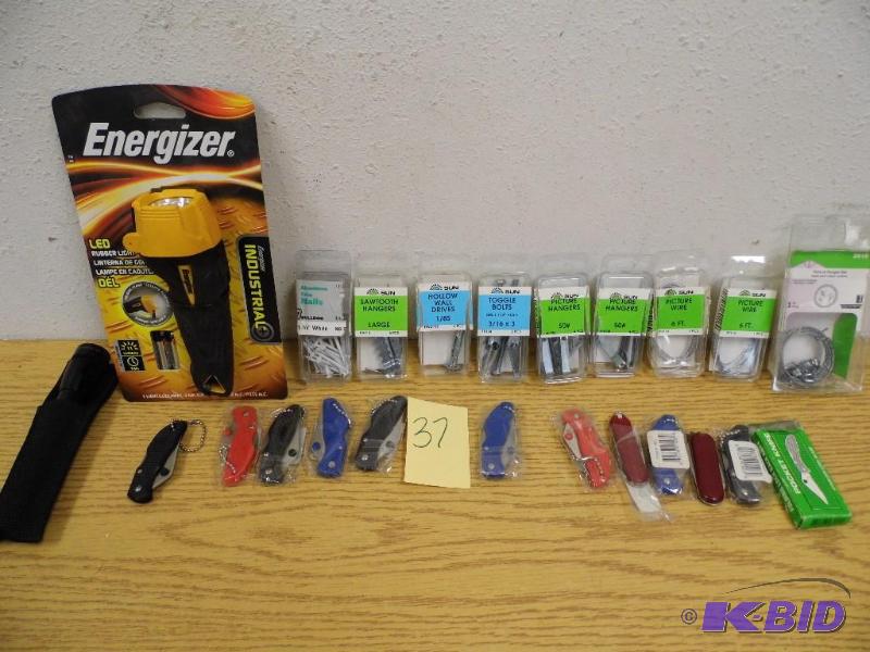Hardware, Knives & Flashlights