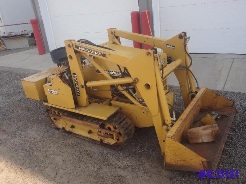 lot 2 image: Magnatrack Hydro 5000 Track Loader, Kohler Mo...