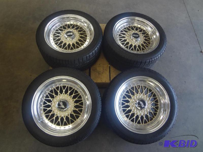 lot 3 image: Corvette Wheels & Tires (4) 17" ARE...