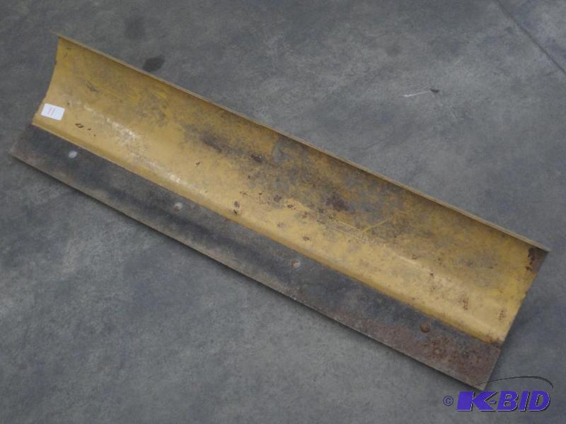 lot 11 image: 48" Steel Blade With Removable Cutting E...