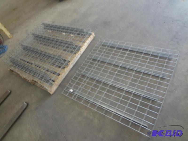 lot 123 image: (5) 45&quotx48" Pallet Racking Shelf Gr...