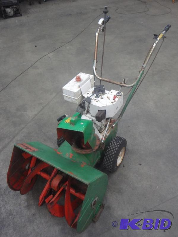 lot 21 image: Ariens 24" Snow Blower With Electric Sta...