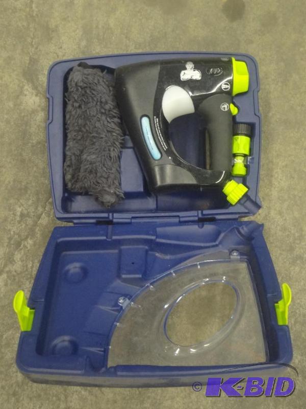 lot 79 image: Mr. Clean Cleaning Kit With Case...