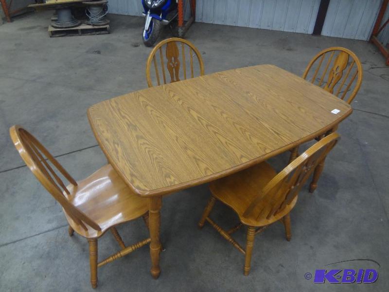 lot 9 image: Oak Dining Table With (4) Matching Chairs, In...
