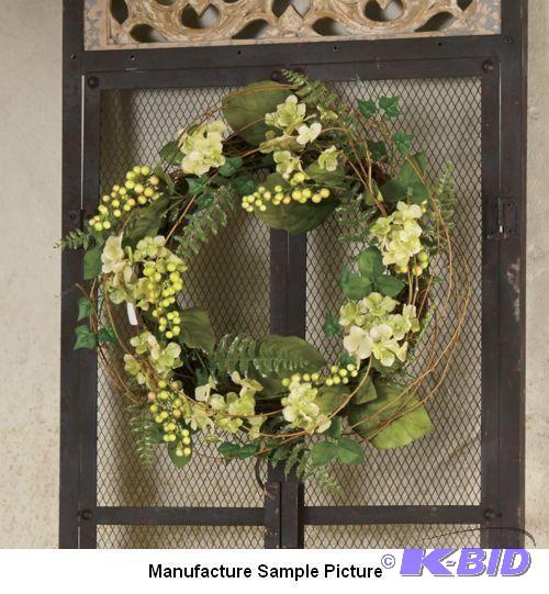 lot 12 image: Hydrangea Wreath - Natural twig and vine wrea...