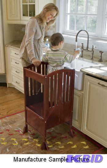 lot 141 image: Guidecraft&nbspContemporary Kitchen Helper -...